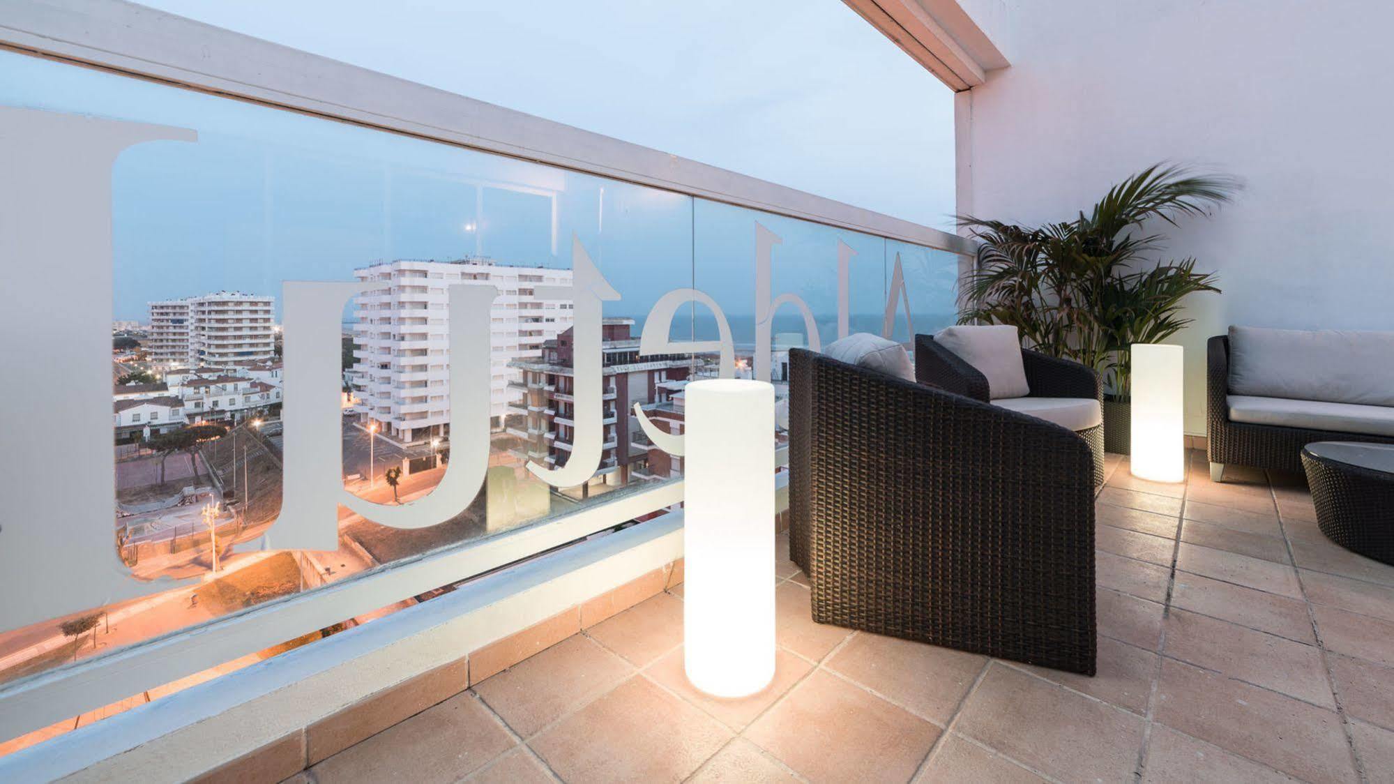 Apartamentos Costa Luz ปุนตาอุมเบรีย ภายนอก รูปภาพ